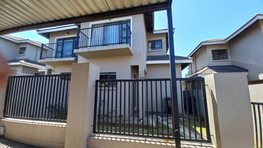 To Let 3 Bedroom Property for Rent in Lilyvale Estate Free State